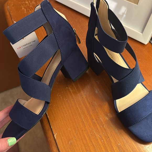 Liz Claiborne Navy Strappy Heels - Picture 2 of 4